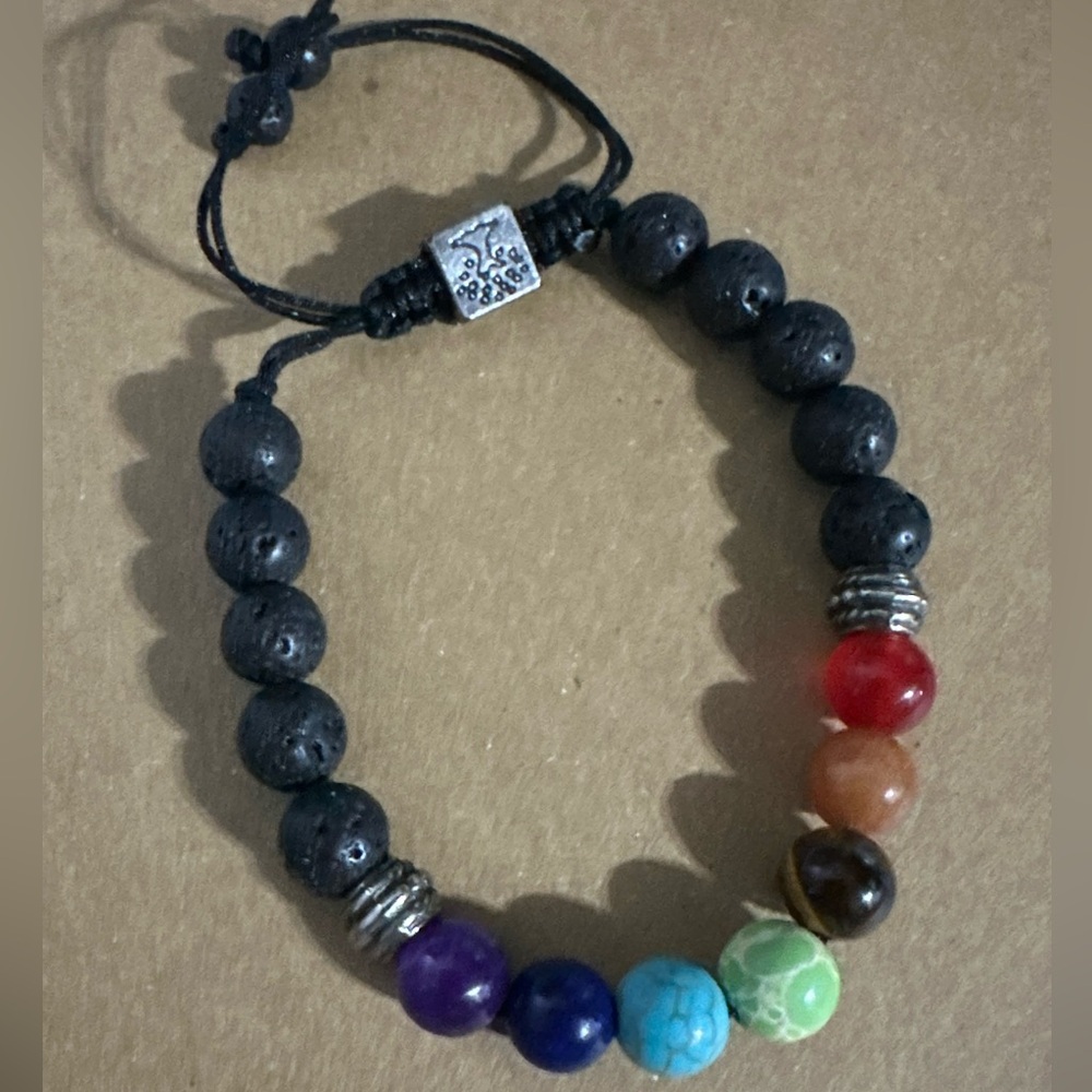 Natural 7 Chakra Crystal Bracelet (Adjustable with tree of Life Bead)